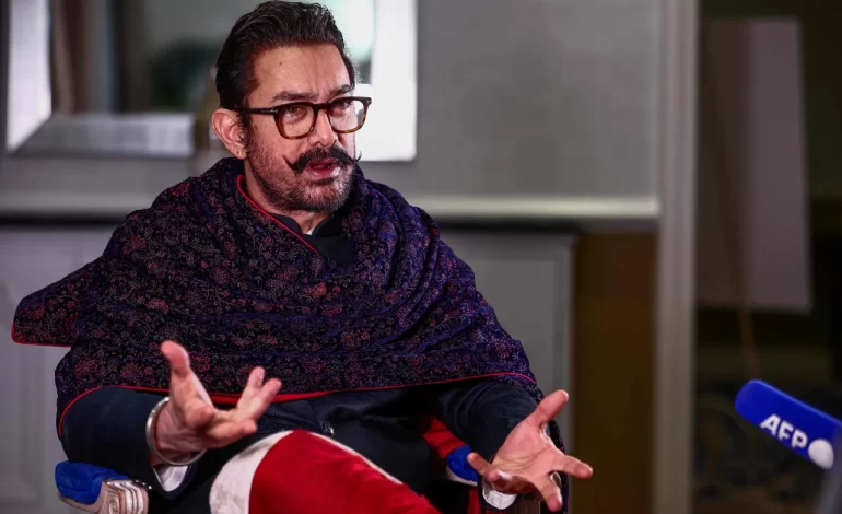  Bollywood Star Aamir Khan Runs in Mumbai Marathon, Praises City’s Energy